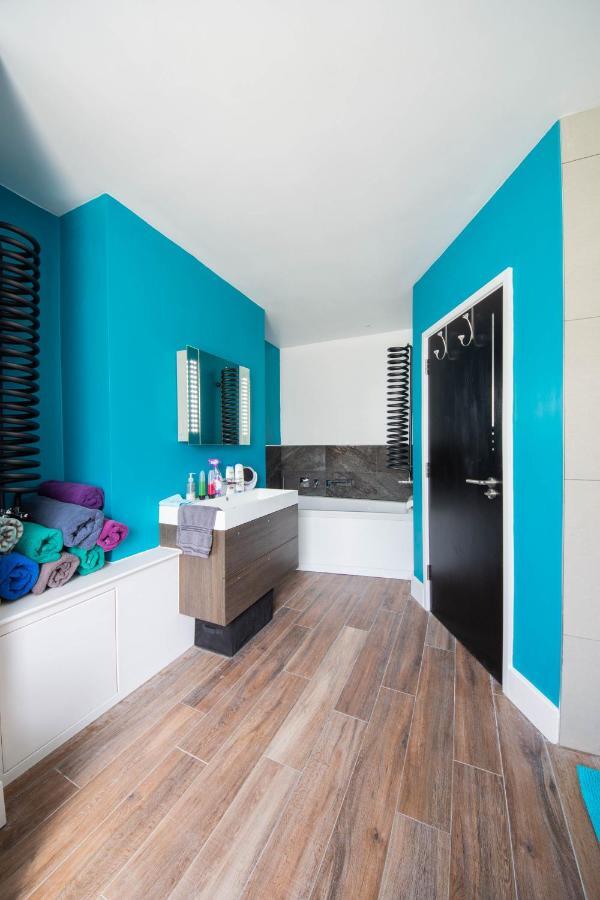 Funky By The Pier, 3 Bedrooms, Sleeps 10 Apartment